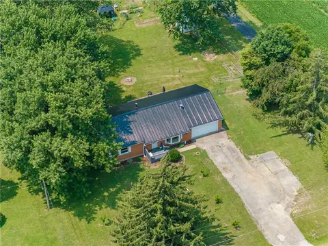 View/Area - 2341 Shrine Rd, Springfield, OH 45502 photo 9 of 13