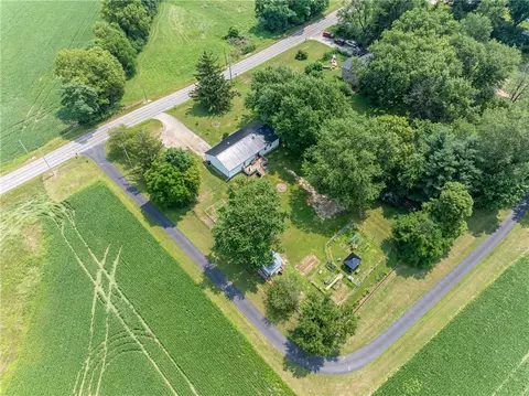 View/Area - 2341 Shrine Rd, Springfield, OH 45502 photo 5 of 13