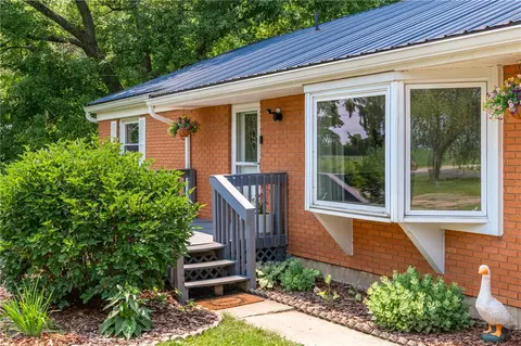 Exterior - 2341 Shrine Rd, Springfield, OH 45502 photo 3 of 7