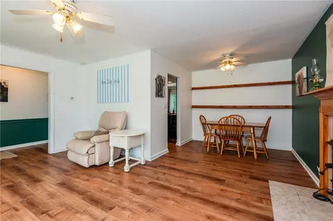 Living - 2341 Shrine Rd, Springfield, OH 45502 photo 5 of 5