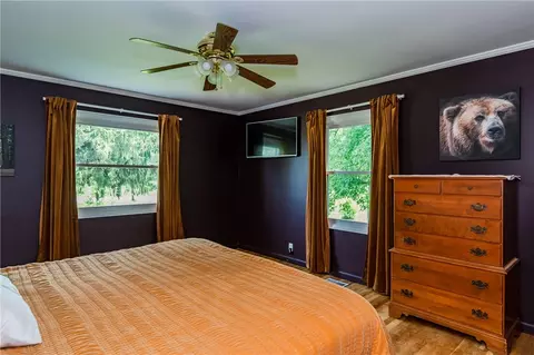 Bedroom - 2341 Shrine Rd, Springfield, OH 45502 photo 1 of 9