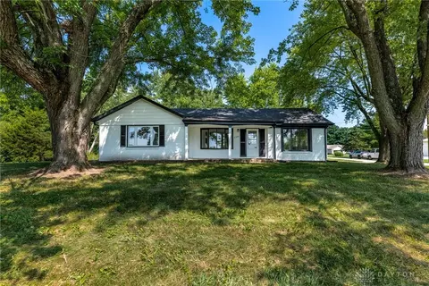 4288 Alleghany Trl, Jamestown, OH 45335