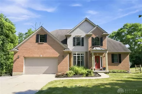 5853 Irish Dude Dr, Loveland, OH 45140
