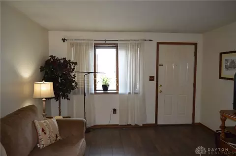 4290 Midfield St, Springfield, OH 45503 photo 5
