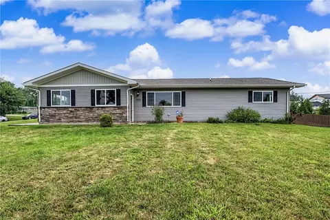 4149 Rosehill Dr, Dayton, OH 45431