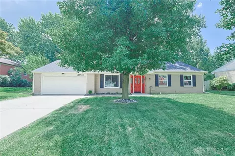 3938 Willow Creek Dr, Dayton, OH 45415