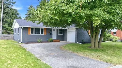 163 Mark Ln, Fairborn, OH 45324