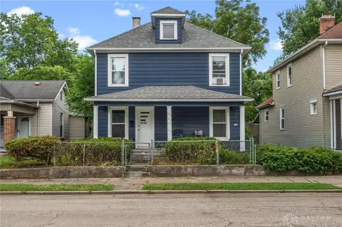 1216 Young St, Middletown, OH 45044