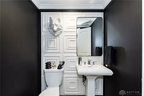 Bath - 1260 Brooklands Rd, Kettering, OH 45409 photo 8 of 8