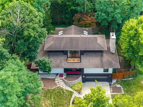 Exterior - 1260 Brooklands Rd, Kettering, OH 45409 photo 13 of 20