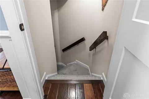 Entry Way - 9382 Oak Brook Dr, Centerville, OH 45458 photo 6 of 8