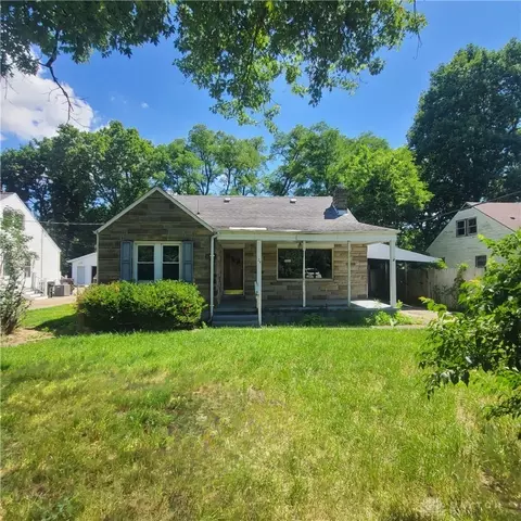 24 Sunset Dr, Medway, OH 45341