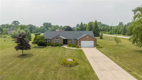 Other - 815 W Eva Cir, Springfield, OH 45504 photo 1 of 7