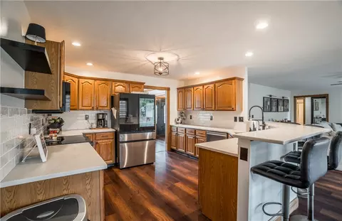 Kitchen - 815 W Eva Cir, Springfield, OH 45504 photo 1 of 2
