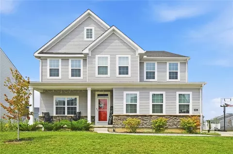 9031 Lakeside St, Tipp City, OH 45371