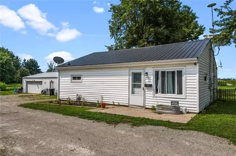 339 S Jefferson St, Sabina, OH 45169