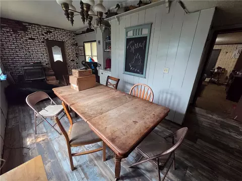 Dining - 224 E Wayne St, Celina, OH 45822 photo 2 of 2