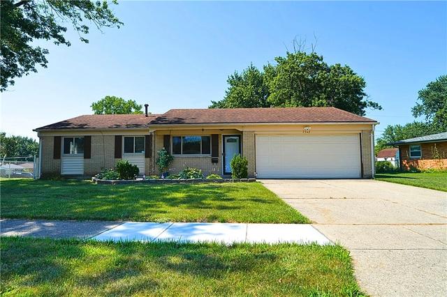 7342 Belle Plain Dr, Huber Heights, OH 45424
