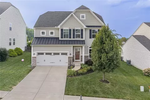 2786 Riverstone Dr, Xenia, OH 45385