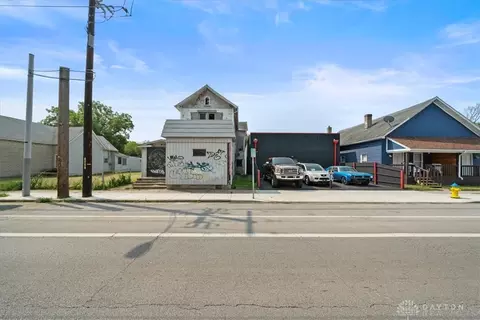 812 Xenia Ave, Dayton, OH 45410