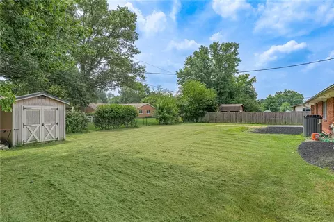Exterior - 2394 E Rahn Rd, Kettering, OH 45440 photo 2 of 6