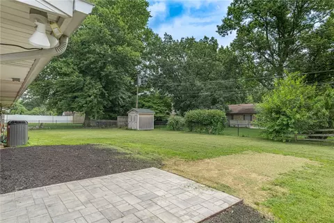 Exterior - 2394 E Rahn Rd, Kettering, OH 45440 photo 5 of 6