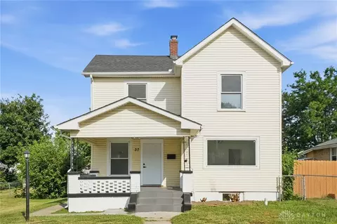 37 Paw Paw St, Dayton, OH 45404