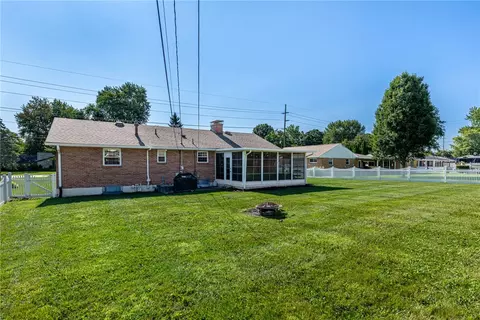 Exterior - 5375 Marshall Rd, Centerville, OH 45429 photo 6 of 6