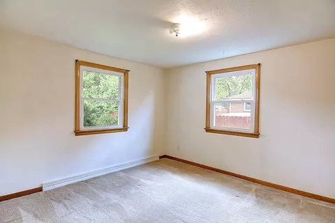 Bedroom - 1618 Malden Ave, Springfield, OH 45504 photo 3 of 6