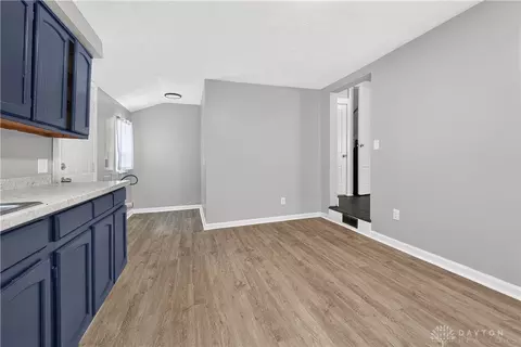 Entry Way - 534 Homeview Ave #536, Springfield, OH 45505 photo 3 of 6