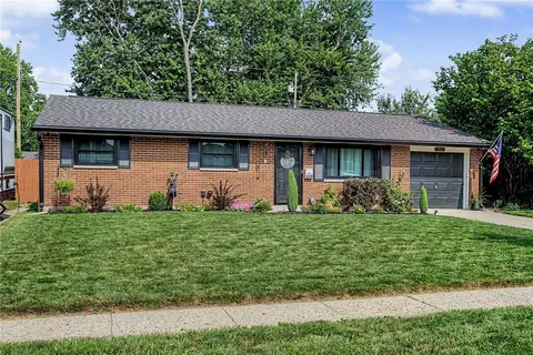 418 Rosetta St, New Lebanon, OH 45345