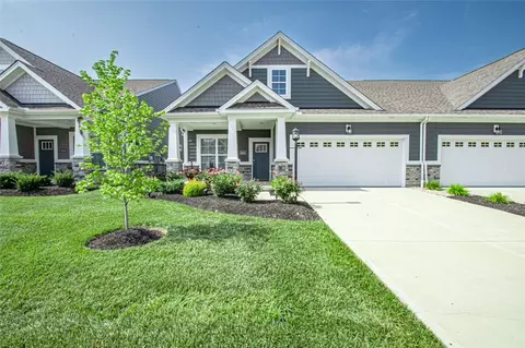 1686 Glade Valley Dr, Washington Township, OH 45458
