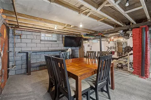 Dining - 11 E Dayton Dr, Fairborn, OH 45324 photo 1 of 2