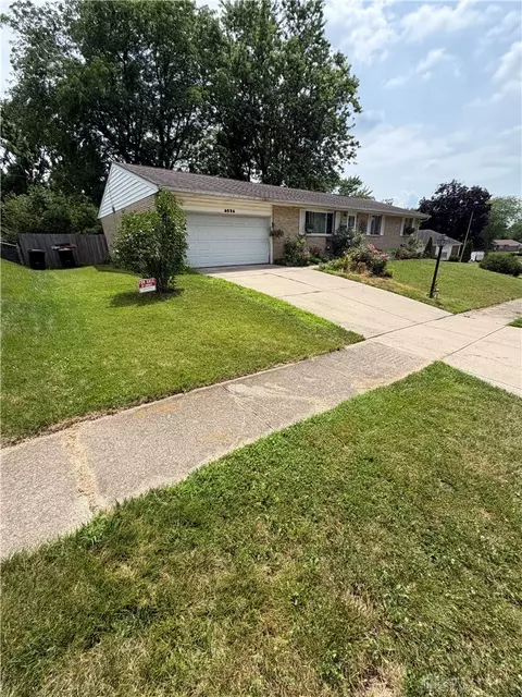 4526 Skylark Dr, Englewood, OH 45322