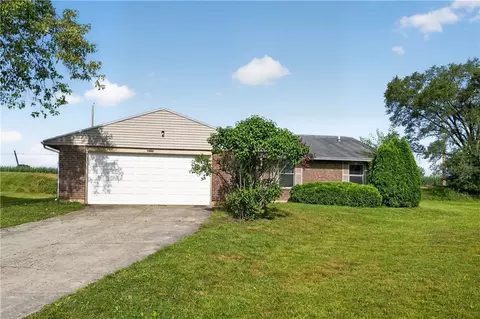 7880 Waterton Ct, Dayton, OH 45426