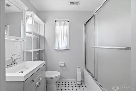Bath - 111 Westhaven Dr, Kettering, OH 45429 photo 6 of 6