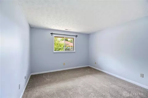 Bedroom - 111 Westhaven Dr, Kettering, OH 45429 photo 4 of 8