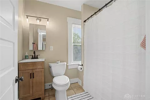 Bath - 1575 Bowman Ave, Kettering, OH 45409 photo 1 of 2