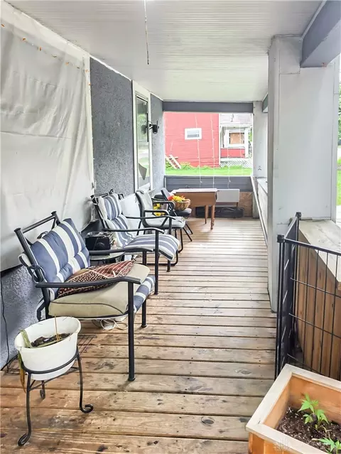1225 St SE, Warren, OH 44484