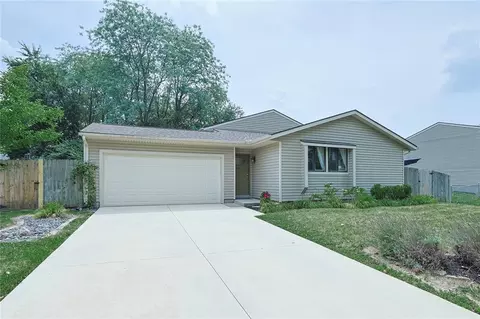 5932 Pine Glen Ln, Dayton, OH 45424