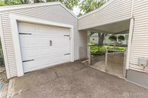 Exterior - 404 E Dorothy Ln, Kettering, OH 45419 photo 5 of 5