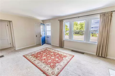 Living - 404 E Dorothy Ln, Kettering, OH 45419 photo 1 of 1