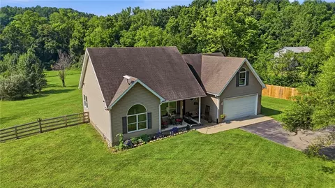 2619 Fox Hollow Rd, Springfield, OH 45502 photo 3