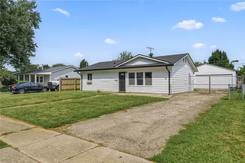 187 Poe Ln, Xenia, OH 45385