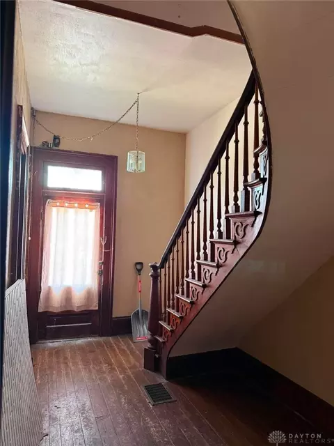 Entry Way - 249 E Main St, Gettysburg, OH 45328 photo 1 of 3