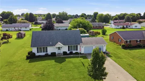 373 New Haven Dr, Urbana, OH 43078
