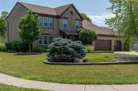 2494 Silver Springs Ct, Beavercreek, OH 45431