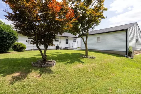 Exterior - 2813 Purdue Dr, Kettering, OH 45420 photo 3 of 7