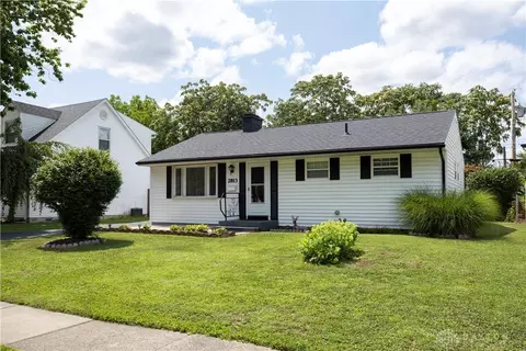 Exterior - 2813 Purdue Dr, Kettering, OH 45420 photo 6 of 7