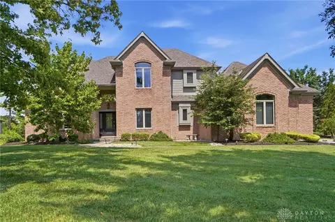 7580 Legendary Ln, West Chester, OH 45069
